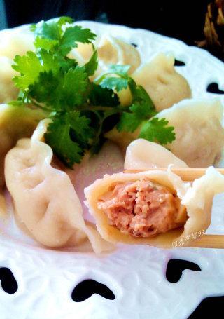 香菇水饺的制作方法（口感鲜美）