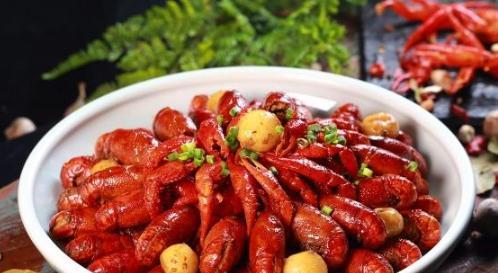 一口美味烧龙虾做法(手把手教您轻松掌握) 一口美味烧龙虾做法(手把手教您轻松掌握)