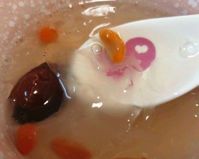 水晶绵绵银耳汤怎么做？有哪些步骤和技巧？