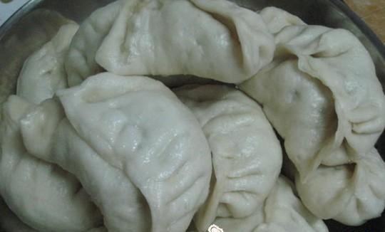 教你如何制作美味的香菇豆腐馅包子（家庭厨艺大全）
