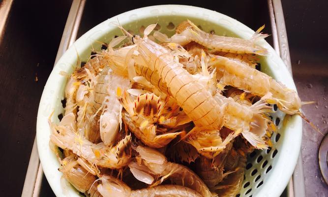 一口咸香,做出美味的盐水皮皮虾(从选购虾到调配佐料) 一口咸香,做出美味的盐水皮皮虾(从选购虾到调配佐料)