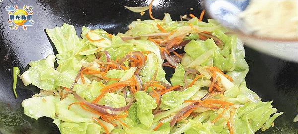 美味头菜炒肉末（一道简单易学的下饭菜）