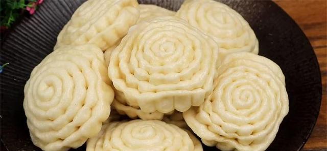 蒸花卷的做法是什么？如何在家轻松制作美味花卷？