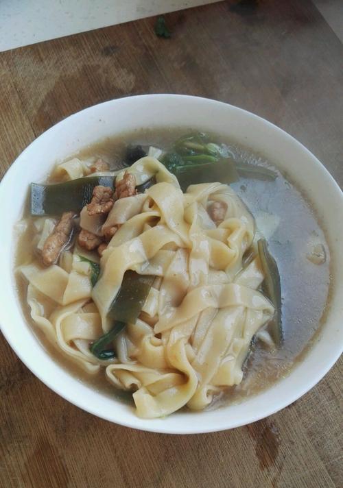 自制手擀南瓜面（健康美味）