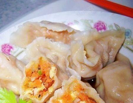 好吃又健康(手工素饺子的制作方法) 好吃又健康(手工素饺子的制作方法)