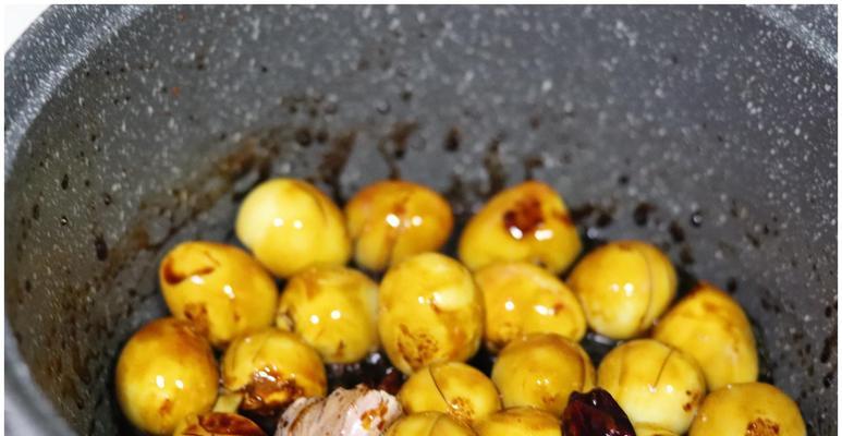 香辣啤酒鹌鹑蛋的制作方法（美味可口的啤酒鹌鹑蛋）