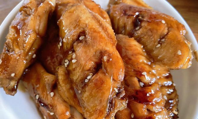 咸鲜可爱多可乐鸡翅的制作方法详解（以可乐调味）