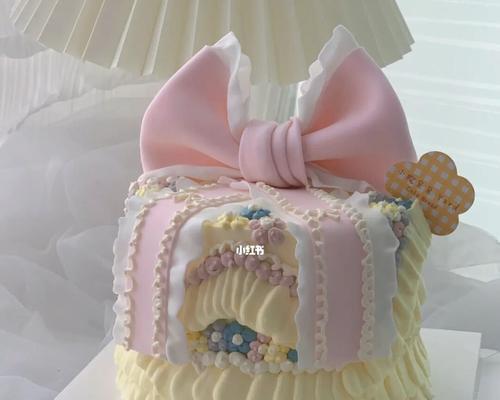 小皇冠少女心裱花蛋糕怎么做？步骤和技巧是什么？