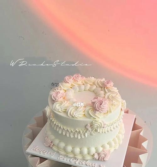 小皇冠少女心裱花蛋糕怎么做？步骤和技巧是什么？