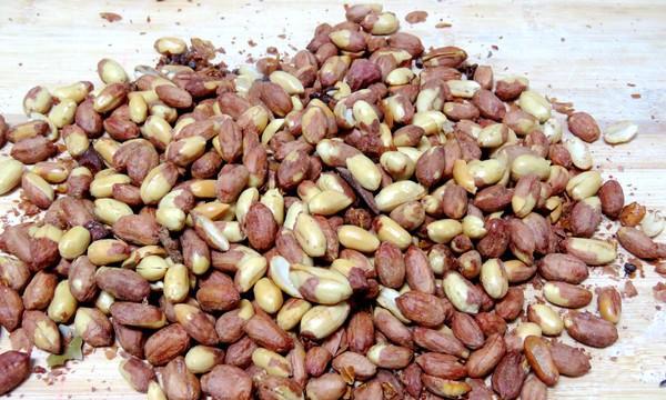 五香盐爆花生米的制作方法（口感酥脆）