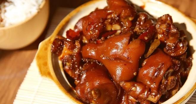 用电磁炉做香辣猪蹄,让你的味蕾大开(烤炉变身厨房神器) 用电磁炉做香辣猪蹄,让你的味蕾大开(烤炉变身厨房神器)