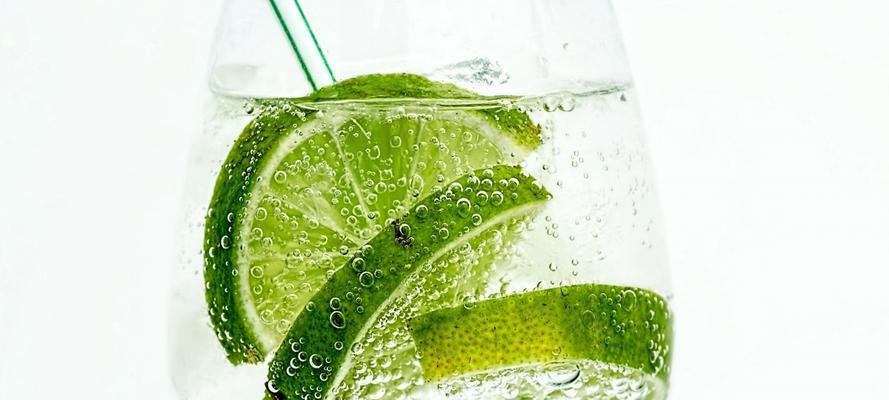 薄荷青柠檬水怎么做？制作步骤和常见问题解答？