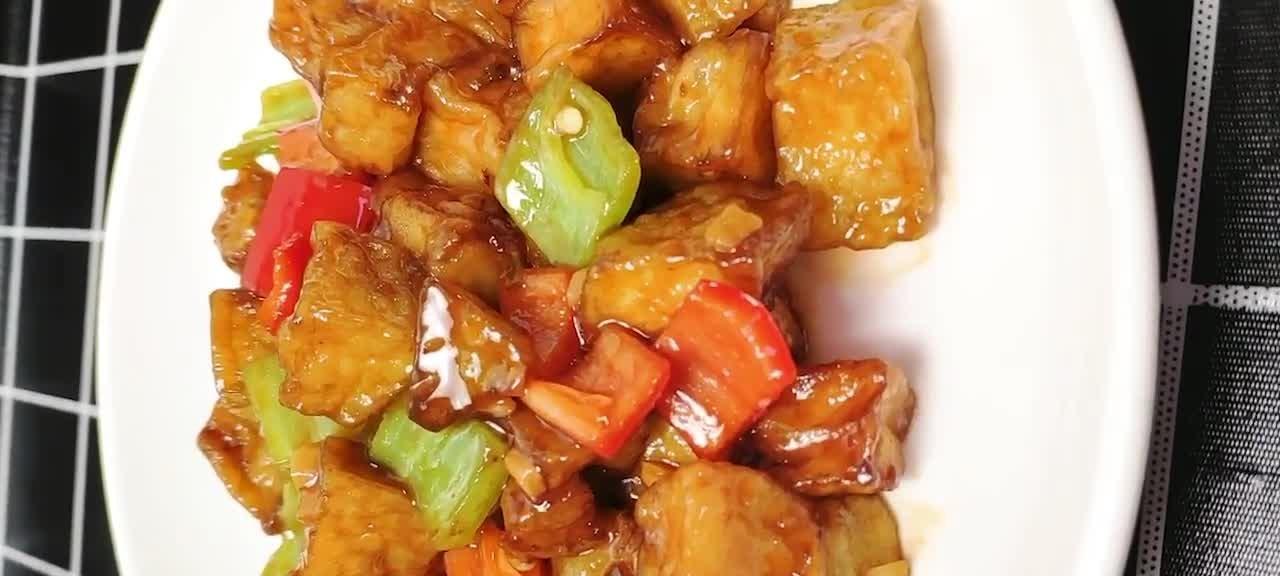 美食家的必备——肉片烧茄子（家常菜谱教你一步步制作）