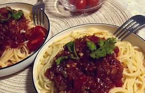 完美意式番茄面的制作方法（如何在家轻松制作出美味的意式番茄面）