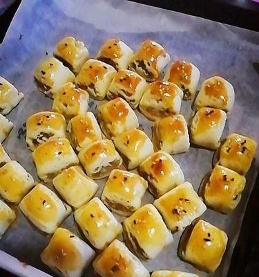 糖粉板栗，秋日必备（用糖粉打造香甜软糯的板栗）