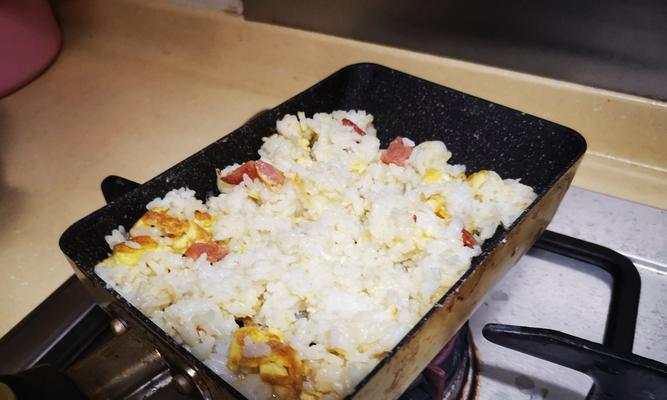 香肠鸡蛋饭怎么做？步骤详解和常见问题解答？