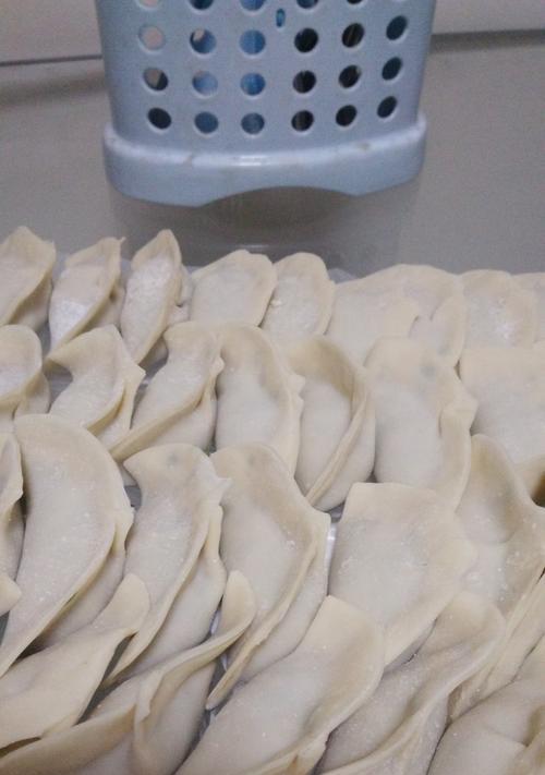 向日葵水饺的制作方法（健康美味的素食选择）