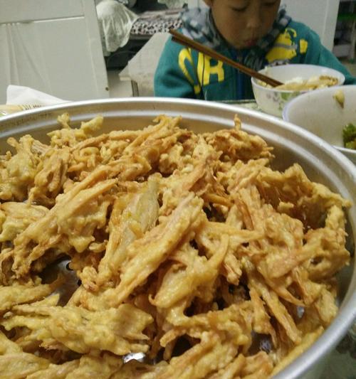 炸莲藕怎么做才脆？家庭版炸莲藕的做法步骤是什么？
