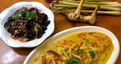 热辣口感，香辣呛大虾皇做法大揭秘（美食大咖教你轻松做出酥脆可口的大虾皇）