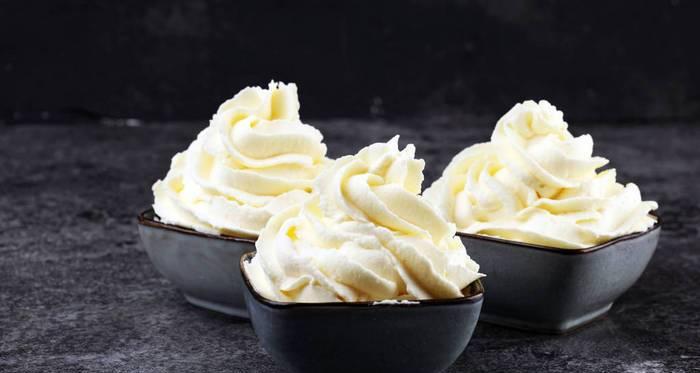 自制鲜果香草冰淇淋(清凉夏日的必备冰品) 自制鲜果香草冰淇淋(清凉夏日的必备冰品)