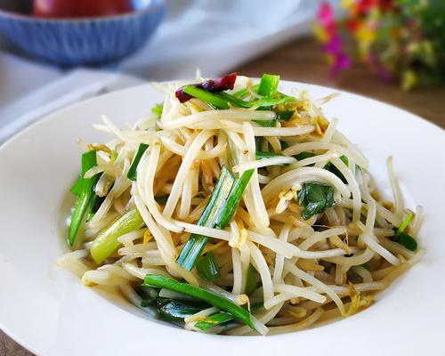 清炒青椒黄豆芽怎么做？步骤和技巧有哪些？