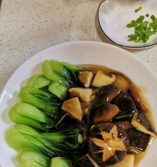 清爽可口的鲜虾香菇油菜(家庭必备的一道简单美食) 清爽可口的鲜虾香菇油菜(家庭必备的一道简单美食)