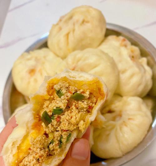 水煎豆腐包的制作方法(让你在家也能做出店里的美味) 水煎豆腐包的制作方法(让你在家也能做出店里的美味)