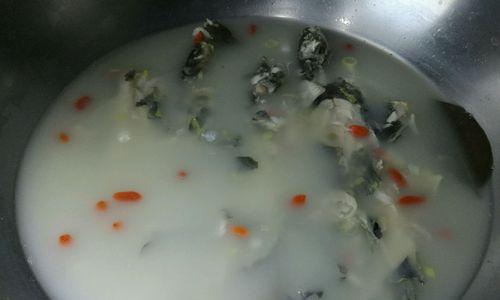 超简单的豆腐鲫鱼汤的做法？步骤和秘诀是什么？