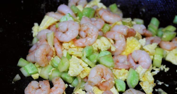 青瓜虾仁怎么做？详细步骤和常见问题解答？