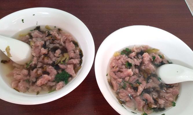 肉丸蒸蛋的制作方法（儿时的回忆）