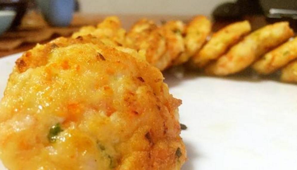 香煎虾饼的做法是什么？如何制作出美味的香煎虾饼？