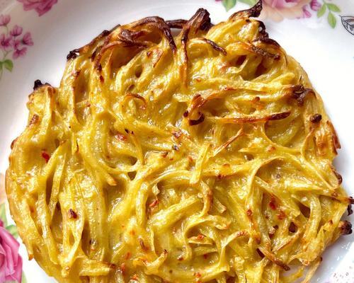 香嫩可口的土豆肉未饼（用土豆和肉未做出美味佳肴）