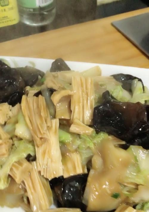 白菜炒腐皮怎么做？步骤和技巧有哪些？