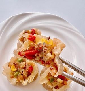 用玉米肉纸皮制作美味烧麦(传统美食新做法) 用玉米肉纸皮制作美味烧麦(传统美食新做法)