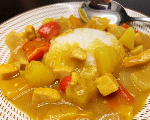 学会做香浓咖喱鸡饭（家常美食）