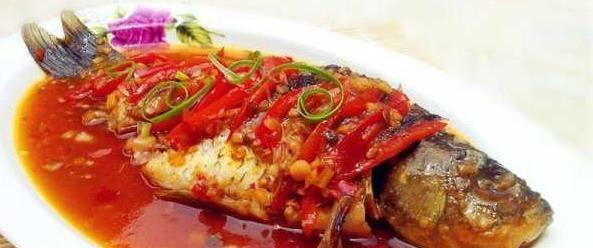 小柱私房菜之蒜香鲫鱼的做法?如何在家轻松复刻? 小柱私房菜之蒜香鲫鱼的做法?如何在家轻松复刻?