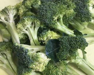 蘸水西兰花怎么做？详细步骤和常见问题解答？