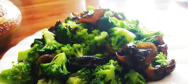 蘸水西兰花怎么做？详细步骤和常见问题解答？