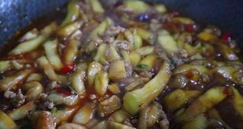 美味营养的肉末茄条制作大全（肉香四溢）