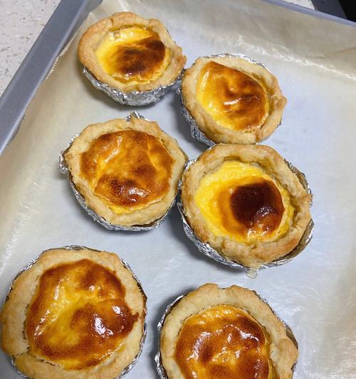 圣诞老人蛋挞，美味的圣诞小点心（传统食谱与创新口味）