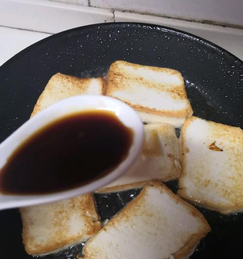 洋葱添豆腐怎么做？有哪些步骤和技巧？