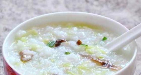 鲜藕牛肉粥怎么做？有哪些步骤和技巧？