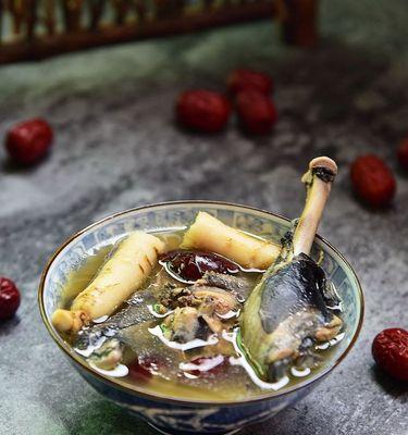 让你倍感温暖的人蔘枸杞鸡汤（家常煲汤）