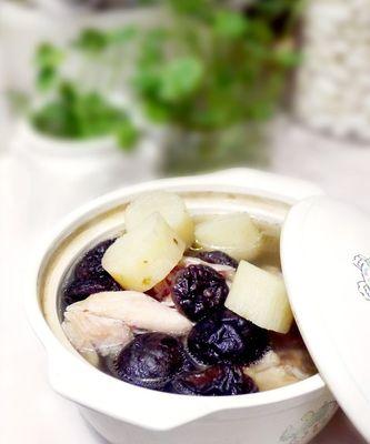 山药老母鸡汤怎么做？有哪些步骤和技巧？