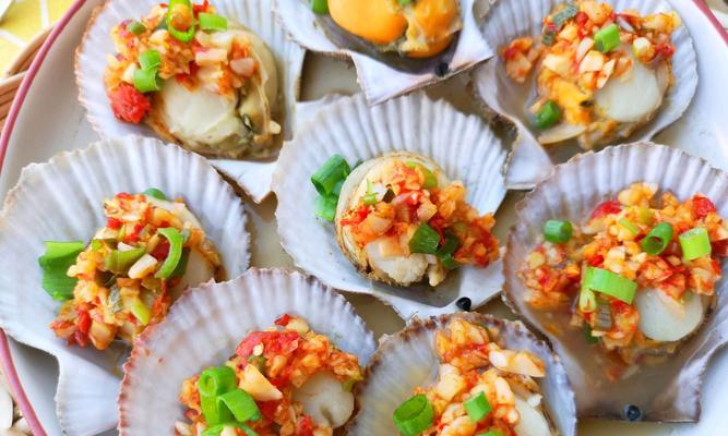 美味健康的蒜蓉米粉蒸扇贝肉（以扇贝肉为主角）