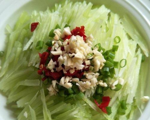 虾仁麻酱莴笋怎么做？步骤和技巧有哪些？