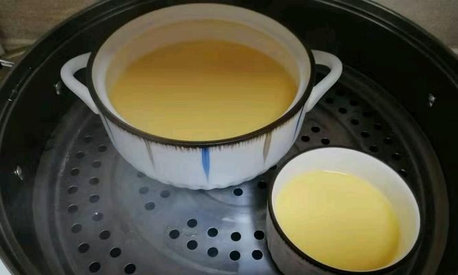 鲜美可口的鲜虾粟米羹（用简单材料制作最美味的汤）