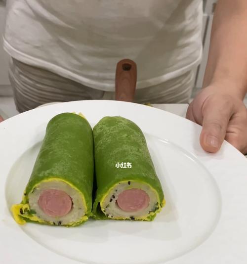 双色火腿鸡蛋卷的制作方法（简单易学）