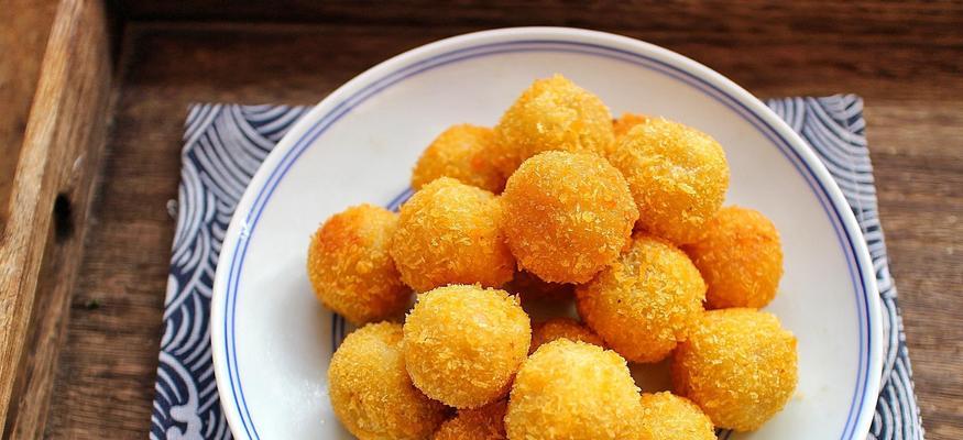 手把手教你制作香酥土豆条(简单易学的家常美食) 手把手教你制作香酥土豆条(简单易学的家常美食)