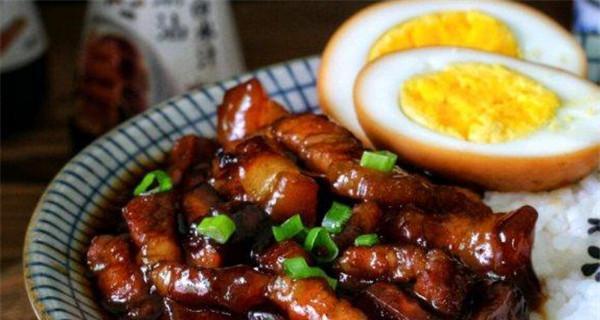 无油快手好吃的卤肉饭(一口香气扑鼻) 无油快手好吃的卤肉饭(一口香气扑鼻)